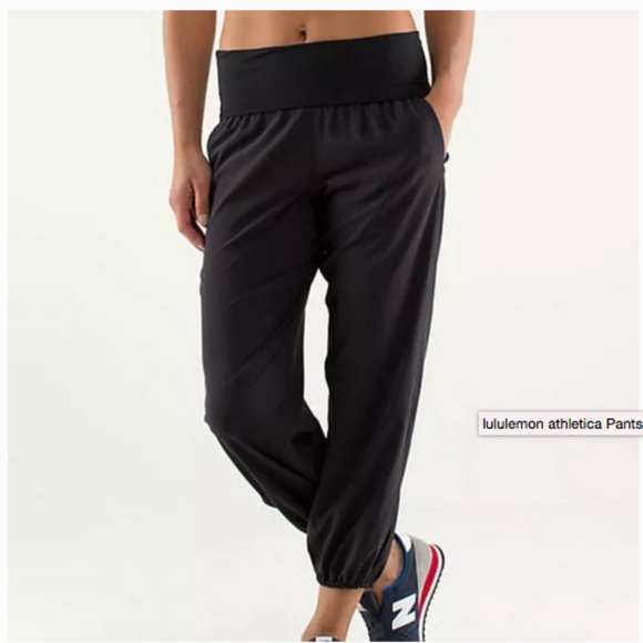 Pants - *sold*Lululemon Om Capri Joggers Size 4